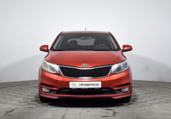 Подержанный автомобиль Kia Rio Hatchback 2016 года (2 фото)