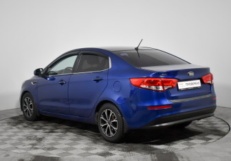 Подержанный автомобиль Kia Rio Sedan 2015 года (7 фото)