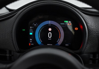 Подержанный автомобиль Fiat 500 Hatchback 2021 года (15 фото)