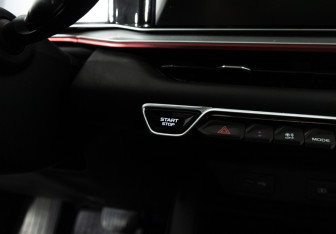 Подержанный автомобиль Geely Coolray 2024 года (19 фото)