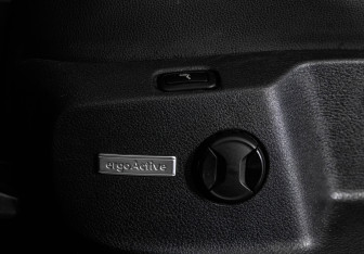 Подержанный автомобиль Volkswagen Golf Hatchback 2013 года (16 фото)