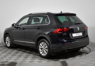 Подержанный автомобиль Volkswagen Tiguan 2017 года (7 фото)