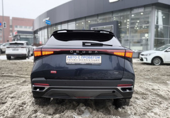 Подержанный автомобиль Omoda C5 2023 года (5 фото)