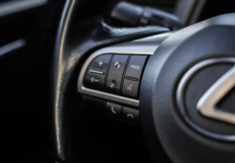 Подержанный автомобиль Lexus RX 2016 года (12 фото)