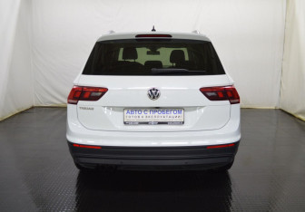 Подержанный автомобиль Volkswagen Tiguan 2020 года (6 фото)