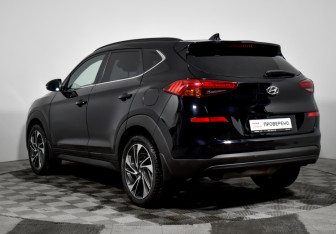 Подержанный автомобиль Hyundai Tucson 2019 года (7 фото)