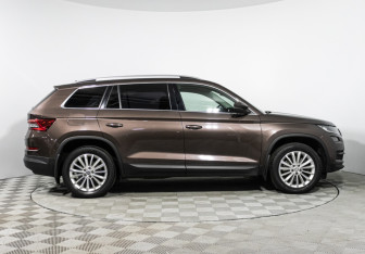 Подержанный автомобиль Skoda Kodiaq 2019 года (4 фото)