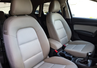 Подержанный автомобиль Audi Q3 2013 года (15 фото)