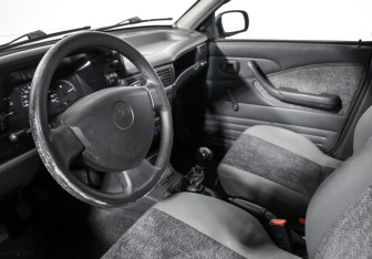 Подержанный автомобиль Daewoo Nexia Sedan 2007 года (9 фото)