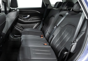 Подержанный автомобиль Jetour X90 Plus 2023 года (10 фото)