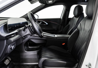 Подержанный автомобиль Exeed TXL 2023 года (23 фото)