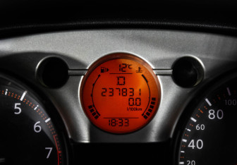 Подержанный автомобиль Nissan Qashqai 2007 года (17 фото)