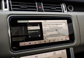 Подержанный автомобиль Land Rover Range Rover 2019 года (17 фото)