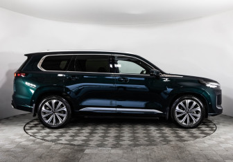 Подержанный автомобиль Exeed VX 2023 года (5 фото)