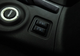 Подержанный автомобиль Mitsubishi Outlander 2013 года (15 фото)