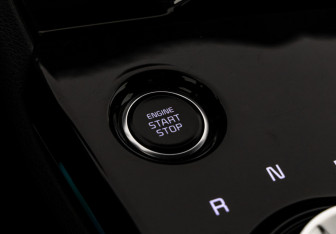 Подержанный автомобиль Kia Sportage 2022 года (18 фото)