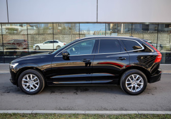 Подержанный автомобиль Volvo XC60 2018 года (7 фото)