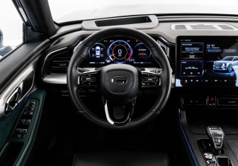Подержанный автомобиль GAC GS8 2023 года (15 фото)