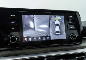 Подержанный автомобиль Kia K5 2021 года (17 фото)