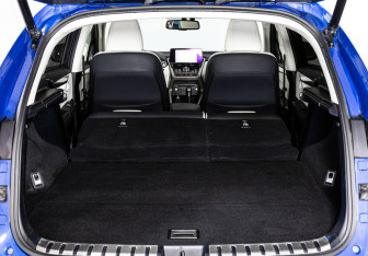 Подержанный автомобиль Lexus NX 2020 года (37 фото)