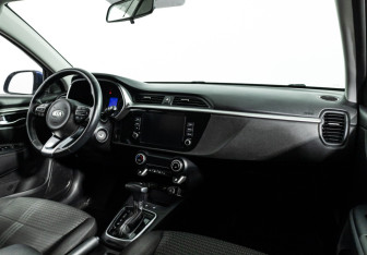 Подержанный автомобиль Kia Rio Sedan 2021 года (9 фото)