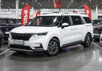 Подержанный автомобиль Kia Carnival 2021 года (1 фото)