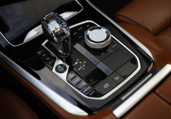 Подержанный автомобиль BMW X5 2019 года (24 фото)