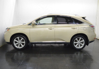 Подержанный автомобиль Lexus RX 2010 года (8 фото)