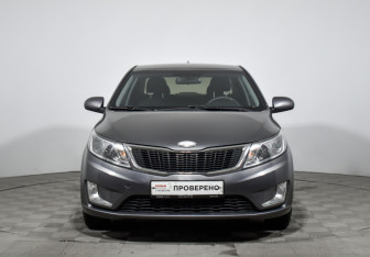 Подержанный автомобиль Kia Rio Sedan 2013 года (2 фото)