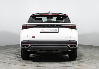 Подержанный автомобиль Omoda C5 2023 года (6 фото)