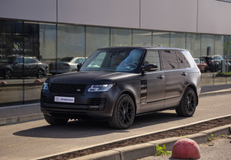 Подержанный автомобиль Land Rover Range Rover 2020 года (3 фото)