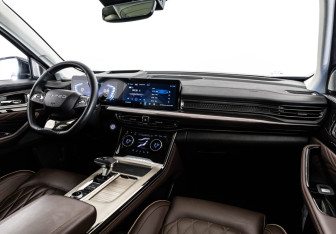 Подержанный автомобиль Exeed VX 2022 года (9 фото)