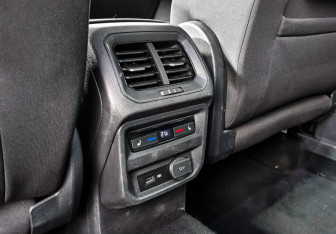 Подержанный автомобиль Volkswagen Tiguan 2019 года (13 фото)