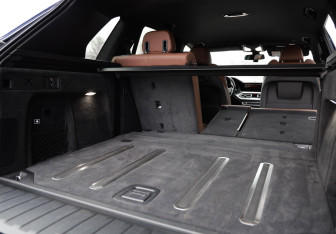 Подержанный автомобиль BMW X5 2021 года (35 фото)