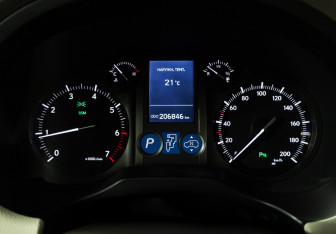 Подержанный автомобиль Lexus GX 2015 года (12 фото)