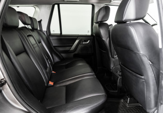 Подержанный автомобиль Land Rover Freelander 2007 года (18 фото)
