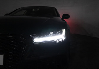 Подержанный автомобиль Audi A7 2015 года (31 фото)