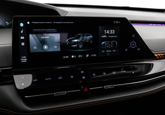 Подержанный автомобиль Changan UNI-K 2023 года (19 фото)