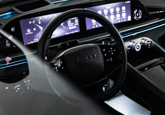 Подержанный автомобиль Exeed RX 2023 года (40 фото)