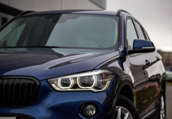 Подержанный автомобиль BMW X1 2019 года (2 фото)