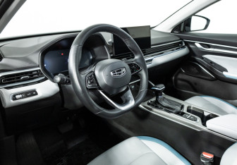 Подержанный автомобиль Geely Emgrand 2023 года (11 фото)