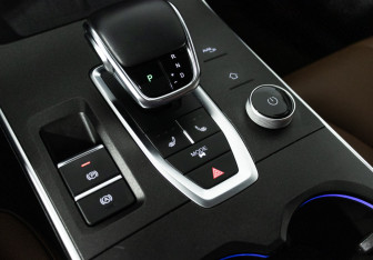 Подержанный автомобиль Omoda C5 2022 года (20 фото)