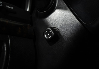 Подержанный автомобиль Toyota Land Cruiser Suv 2014 года (22 фото)