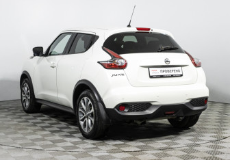 Подержанный автомобиль Nissan Juke 2015 года (7 фото)