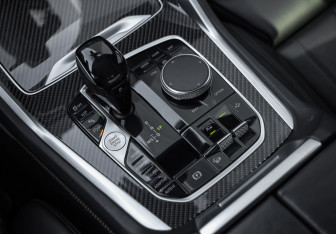 Подержанный автомобиль BMW X6 2020 года (23 фото)