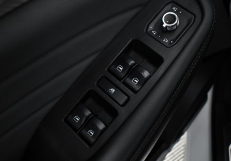 Подержанный автомобиль Haval F7 2024 года (10 фото)