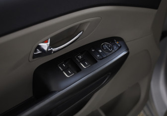 Подержанный автомобиль Kia Carnival 2018 года (20 фото)