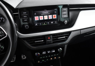 Подержанный автомобиль Skoda Rapid Liftback 2020 года (16 фото)