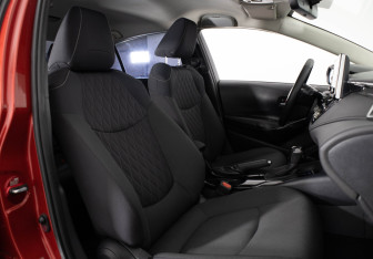 Подержанный автомобиль Toyota Corolla Sedan 2020 года (12 фото)