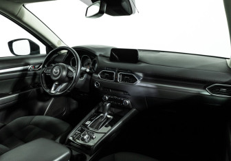 Подержанный автомобиль Mazda CX-5 2018 года (9 фото)